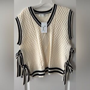 NWT Pants Store cream and black sweater vest with ties